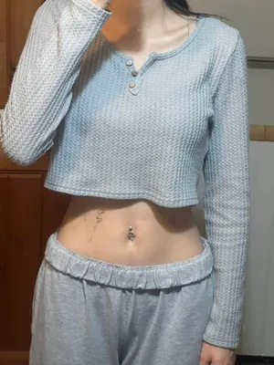 Grey cropped long sleeve top #winterwear No flaws Romwe size S thumbnail 1