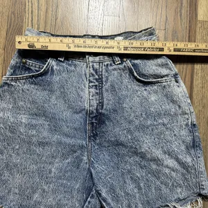 Vintage 70s Levi's Shorts Womens 8 545 Loose Fit Brown Tab Cut Off Denim thumbnail 14