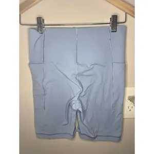 Offline by Aerie Real Me XTRA High Waisted 7” Pocket Bike Shorts Medium thumbnail 2