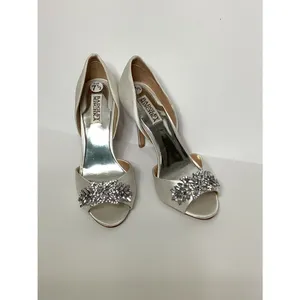 New. Womens Badgley Mischka Nikki Peep Toe Heels, White. Retails $245 thumbnail 7