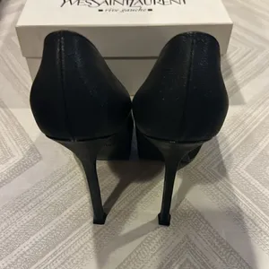 Yves Saint Laurent Women’s Black Leather Tribtoo Platform Pumps - 105 Size EU40 thumbnail 8