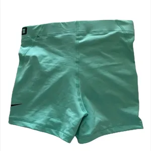 ✨ Nike Pro Core II Women's 2.5 Inch Compression Shorts✨ thumbnail 3