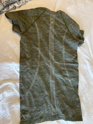 Lululemon Swiftly Tech Short Sleeve thumbnail 3