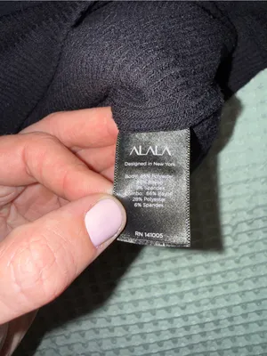 Alala Rise‎ Quarter Zip size M thumbnail 2