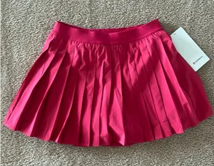 Lululemon skirt thumbnail 1