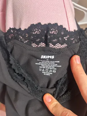 Skims Black Lace Top thumbnail 2
