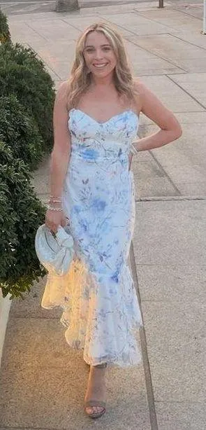 Beautiful Memories White Floral Print Trumpet Midi Dress - Size L thumbnail 2