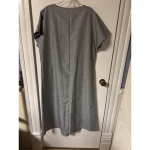 Emery Rose Size M‎ Grey Flowey Midi Length Dress thumbnail 6