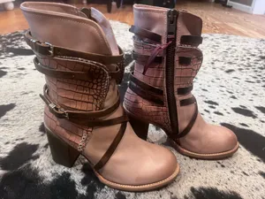 FREEBIRD by Steven NWOT Crocodile Bakers Discontinued Color booties thumbnail 1