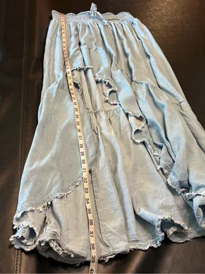 Vici Light Blue High-Low Tiered Maxi Skirt with Smocked Waist size Medium thumbnail 13