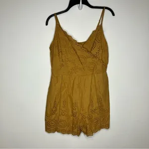 Versona eyelet romper mustard yellow size‎ medium thumbnail 2