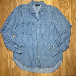 Democracy Linen Button-Up Denim‎ Blouse Womens Size XS Light Wash Casual Top thumbnail 9