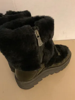 Pajar women leather Faux Fur platform boots. 6 thumbnail 5