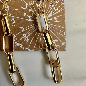 Gold tone chain link earrings Gold thumbnail 7