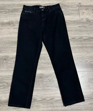 Levi's Women Black Perfectly Slimming 512 Straight Leg High‎ Rise Jeans W32 L32 thumbnail 1