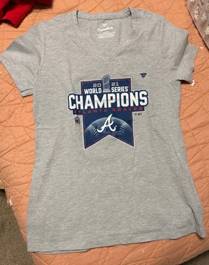 Atlanta Braves Fanatics T-Shirt Women’s World Series Champions 2021 V-Neck thumbnail 1