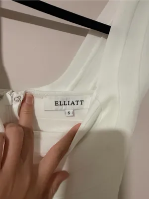 elliatt fiona white fitted bodycon bandage knit maxi gown dress size small thumbnail 3