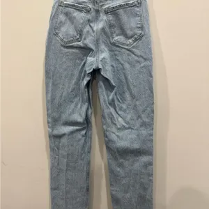 Abercrombie & Fitch Curve Love Ultra High Rise 90s Straight Jean Size 26 2L NWOT thumbnail 9