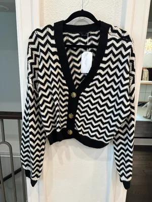 Blu Pepper NWT Black Ivory Chevron Knit Cardigan Sweater Medium thumbnail 2