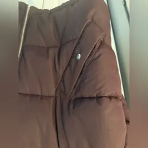 H&M Women's Puffer Jacket - Plum L thumbnail 4