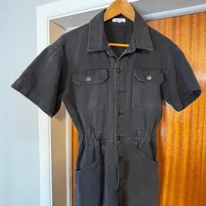 Crescent Black Denim Utility Jumpsuit Elastic Waist Button Front Small CR7664-DU thumbnail 9