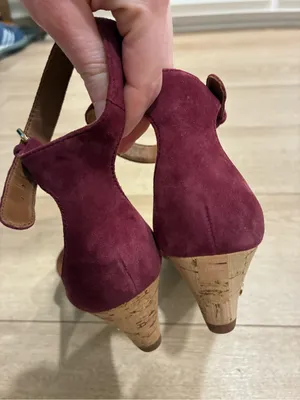 Tory Burch Women’s Savannah Sandals Suede Wedge Heel Purple Size 8 thumbnail 4