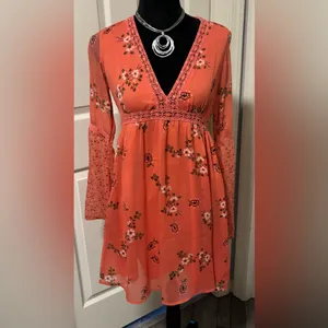 Abercrombie & Fitch Deep V-Neck Bohemian Mini Dress thumbnail 2
