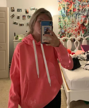 Under Armour Hoodie thumbnail 1