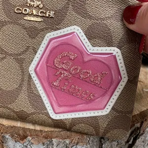 Authentic COACH Signature coated canvas/leather heart( good times) zip wristlet thumbnail 2