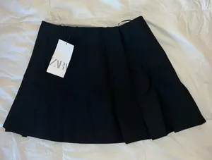ZARA Pleated Mini Skirt thumbnail 1
