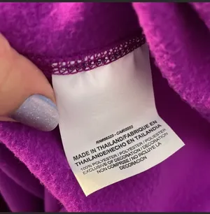 Therma Fit Purple Hoodie Higher neckline Embroidered Logo size M thumbnail 5