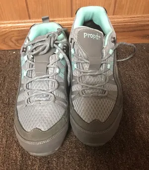 Preowned propet sneaker for women size 10.5 thumbnail 1