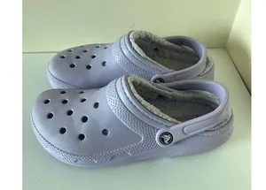 Crocs Comfort Classic Faux Fur Womens 8 and Men’s 6 Slip On Lined Clogs Lavender thumbnail 6