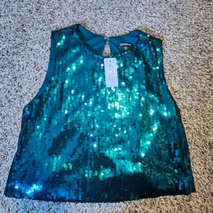 Express Womens Teal Green Sequin Sleeveless Crop Top Blouse XS New‎ With Tags thumbnail 1