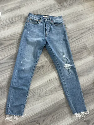 Levi's Wedgie Skinny Jeans thumbnail 1