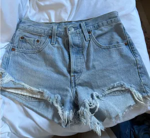 Levi’s Jean Shorts 501 thumbnail 1