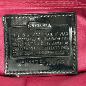 Vtg Y2K Coach Poppy Purse Liquid Gloss Turn Lock Black Quilted Pink Lining 18678 thumbnail 13