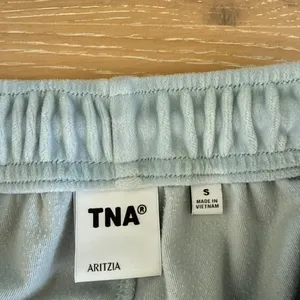 Aritzia Tna Joggers Sweatpants Velour Size S Light Blue thumbnail 3