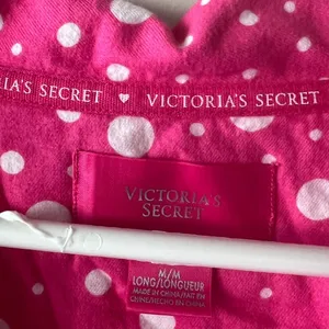 FINAL PRICE Victoria’s Secret Button Down Sleep Shirt thumbnail 2