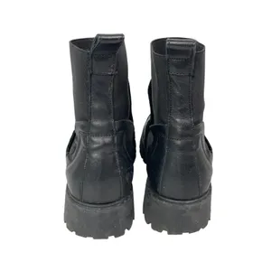 & Other Stories Women's Black Round Toe Chunky Block Heel Chelsea Boots 38 US 7 thumbnail 3