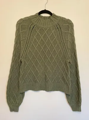 American Eagle Cable Knit Long Sleeve Cropped Sweater, Green, Size S, EUC thumbnail 1