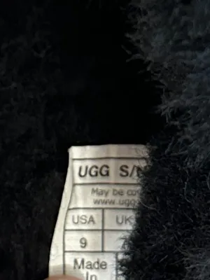 UGG Disquette Slipper in Black Size US 9 thumbnail 6