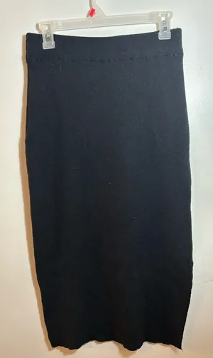 H&M Women's long skirt. Size L. $30. thumbnail 1