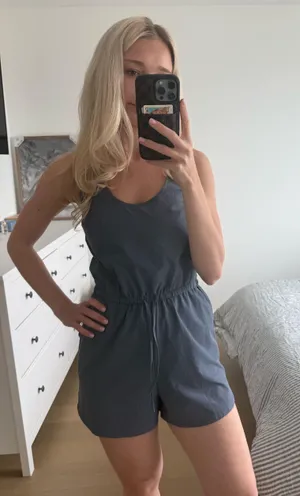 Abercrombie & Fitch sport romper thumbnail 1