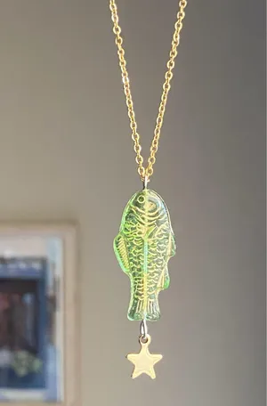 Handmade quality Czech glass green fish & star boho funky fairy necklace🌀🐟💚 thumbnail 3
