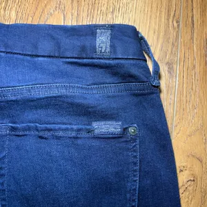 7 For All Mankind High Waist Skinny‎ Jeans Dark Wash Women's Size 32 Denim thumbnail 8