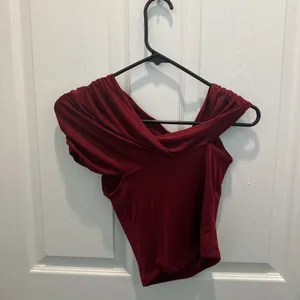 Express Women's One-Shoulder Twist Front Top - Burgundy thumbnail 2