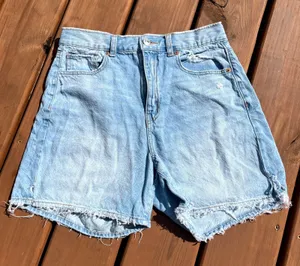 American Eagle Jean Shorts Light Wash Blue Denim Highest Rise Baggy Women Size 6 thumbnail 1