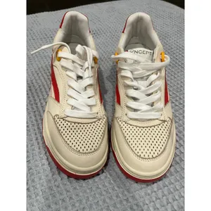 Oncept Preston Retro Leather Sneaker White Red Yellow Sz 7 NWT‎ thumbnail 6
