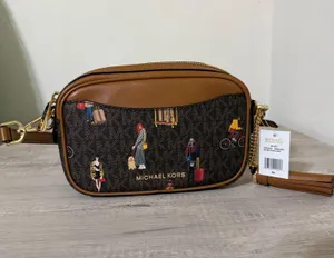 Michael Kors Jet Set thumbnail 1